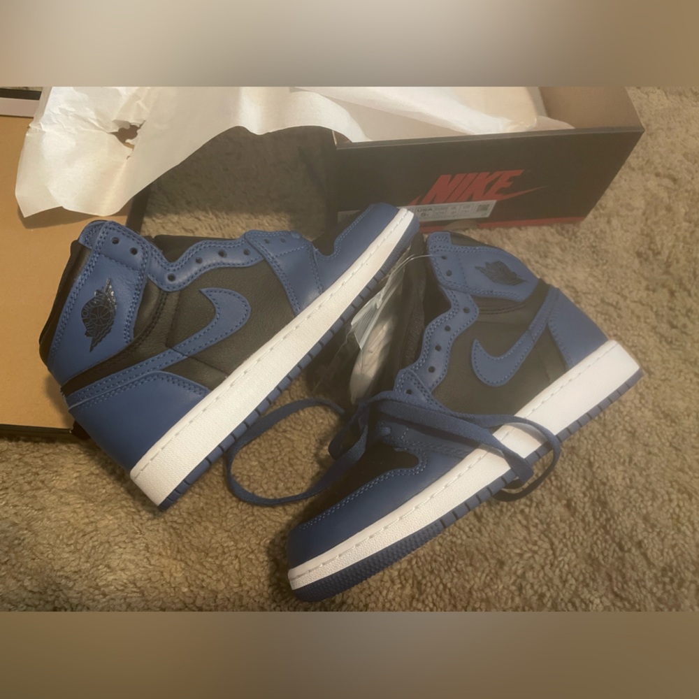 Nike Air Jordan’s size 5Y BRAND NEW W. TAGS